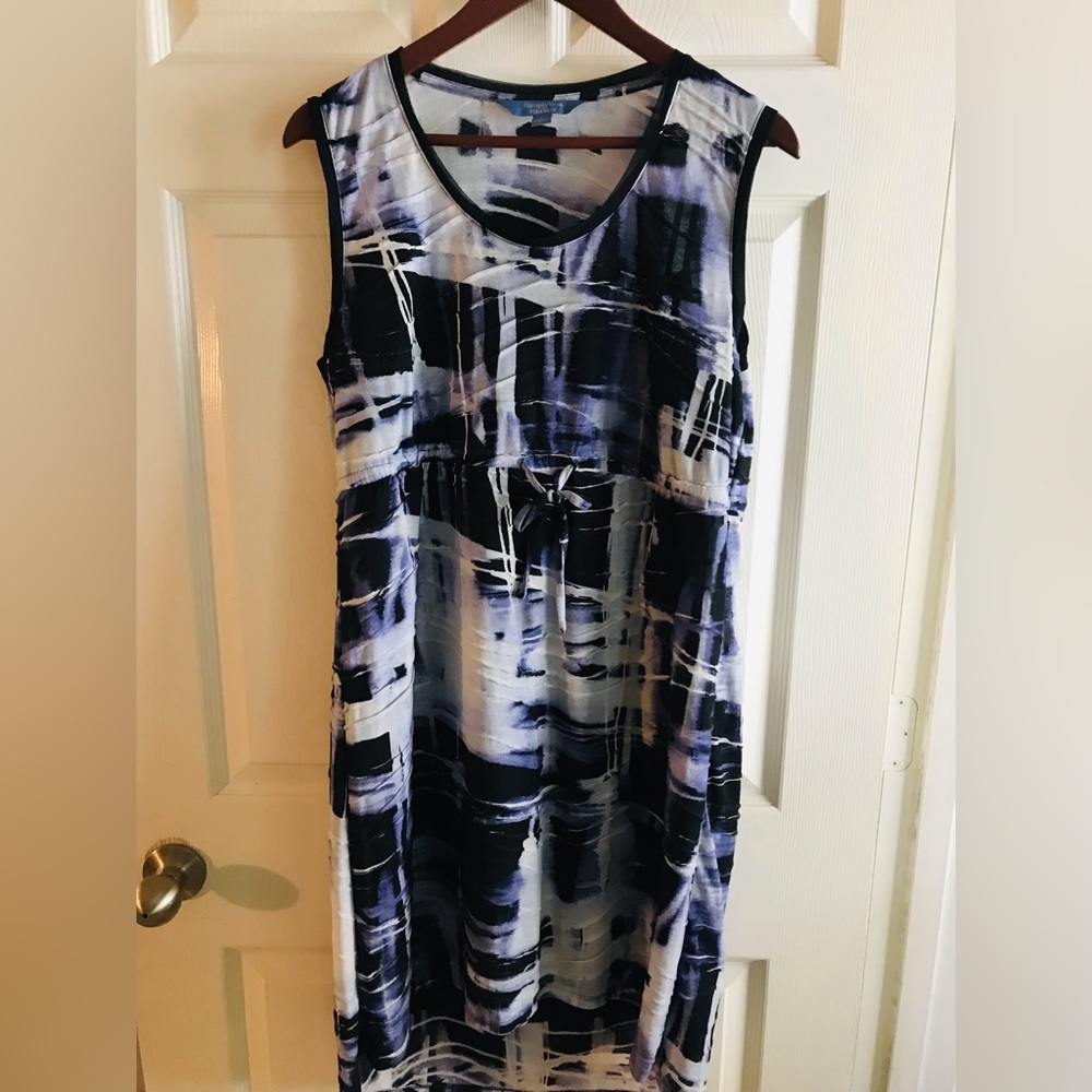 Simply Vera Dress